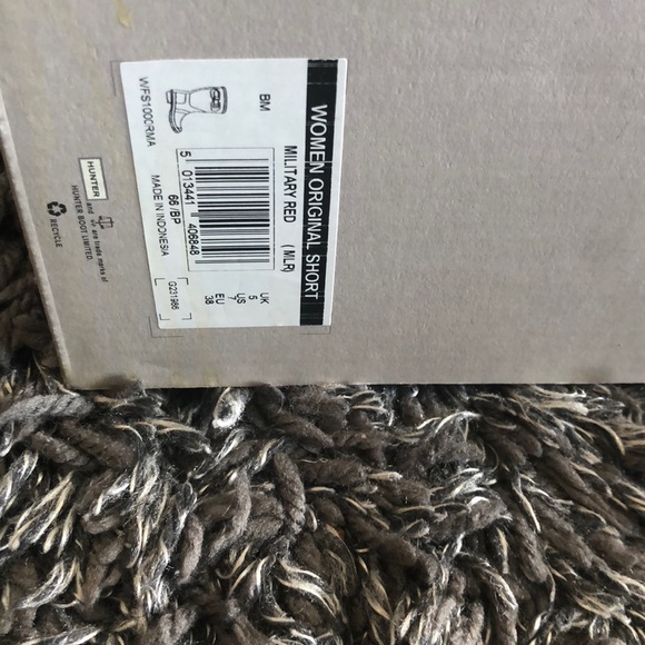 Authentic Hunter Boot - Picture 2 of 4